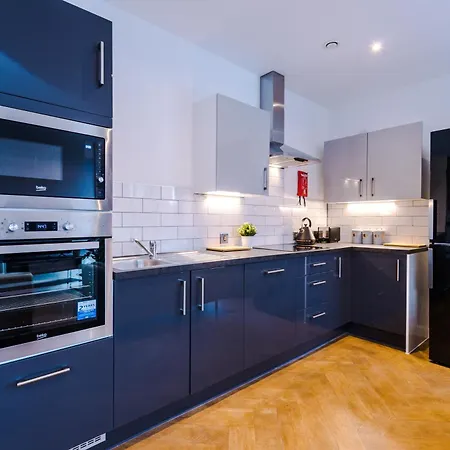 Hilltop Serviced Apartments - Ancoats-3